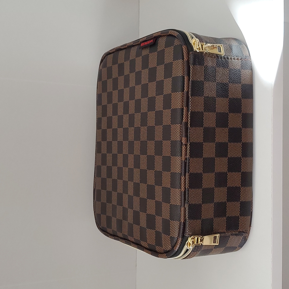 Brown Checkered Makeup Bag NWOT Adjustable Compartment - Picture 4 of 16